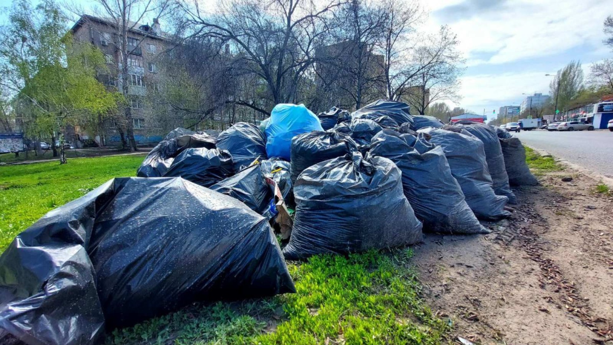 Вывоз и утилизация мусора после субботника в Белебее в октябре