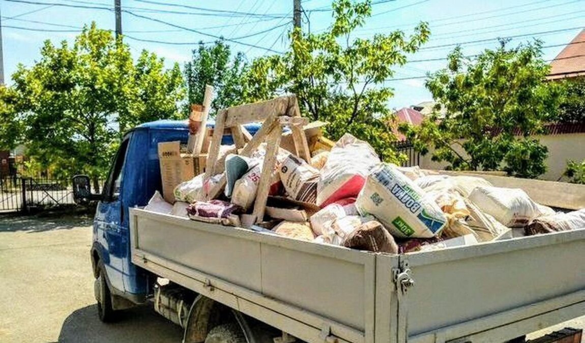 Вывоз мусора Газелью в Белебее в октябре